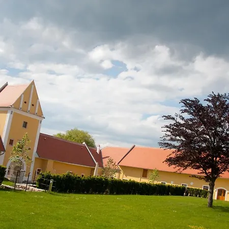 Schuettkasten Hotell 4*