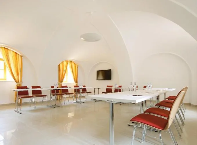 Schuettkasten 4* Geras